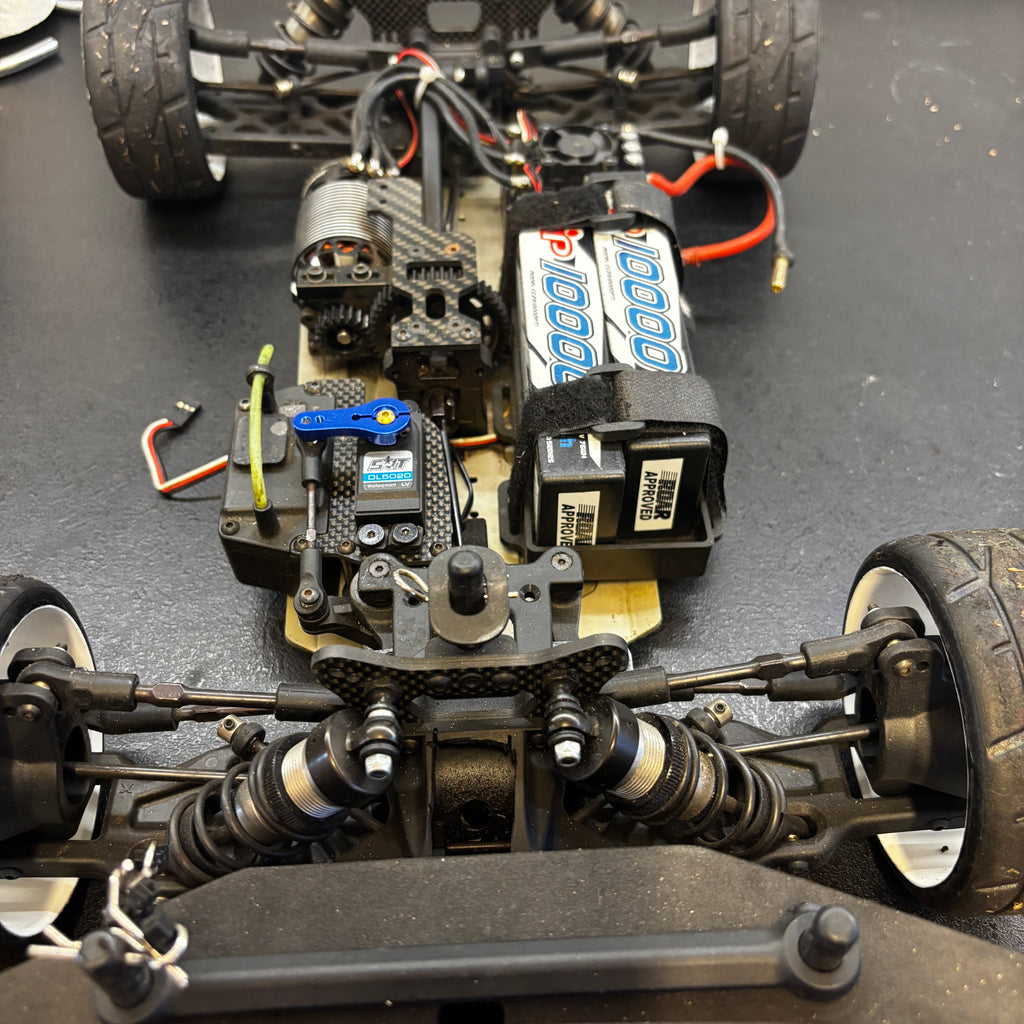 Brugt xray 1/8 GT